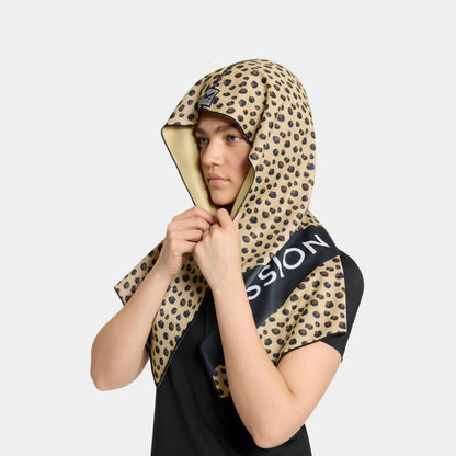 MISSION Max Plus Cooling Hoodie Towel- Hood Towel, Cools Instantly When Wet, UPF 50 Sun Protection, Contours Your Head to Stay in Place, Great for Sports, Fitness, Gym (White Camo)