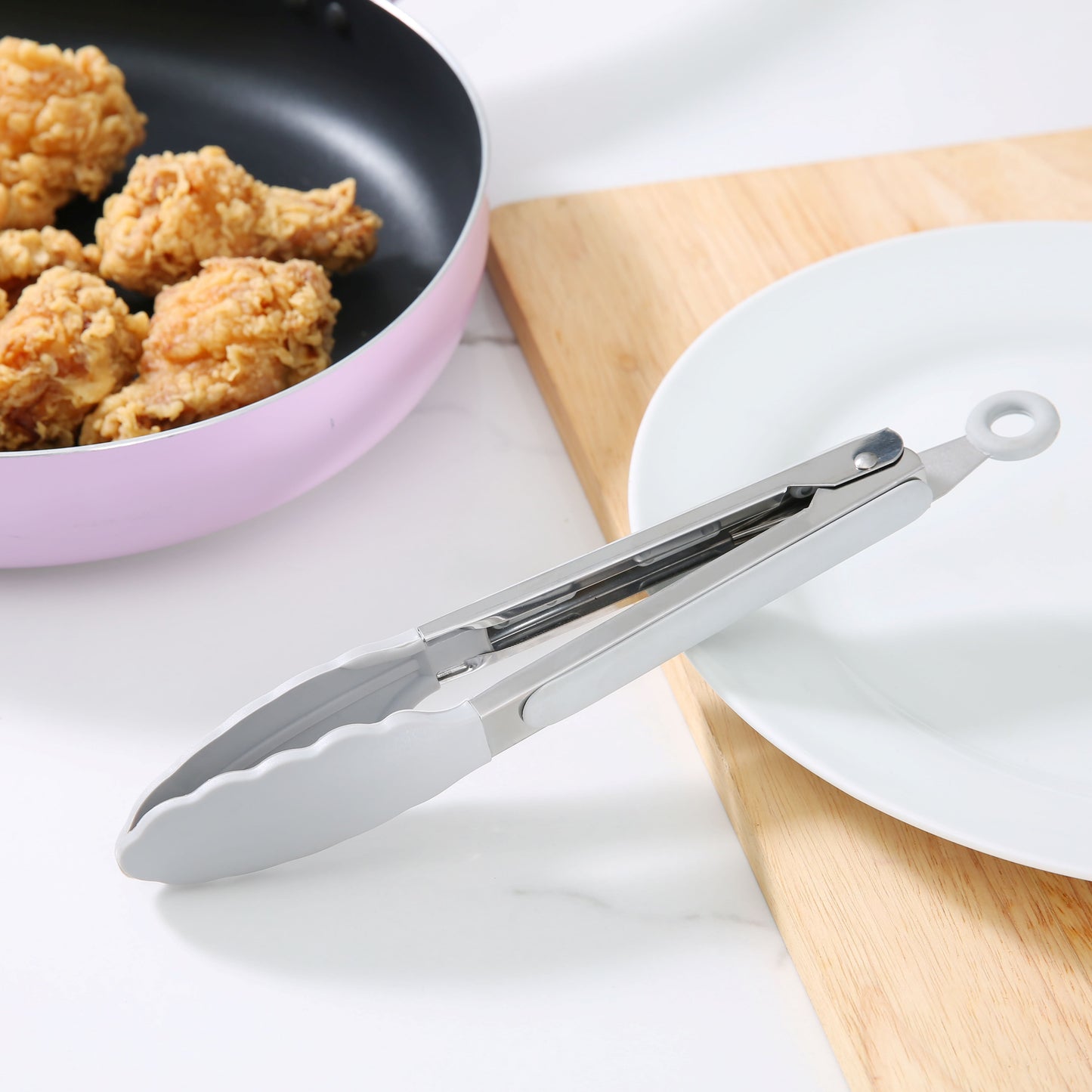 Durable Steel 9" Stainless Steel and Silicone Locking Tongs, Soft Grip Handle, Grey Flannel - Professional Kitchen Tool for Culinary Enthusiasts Detail