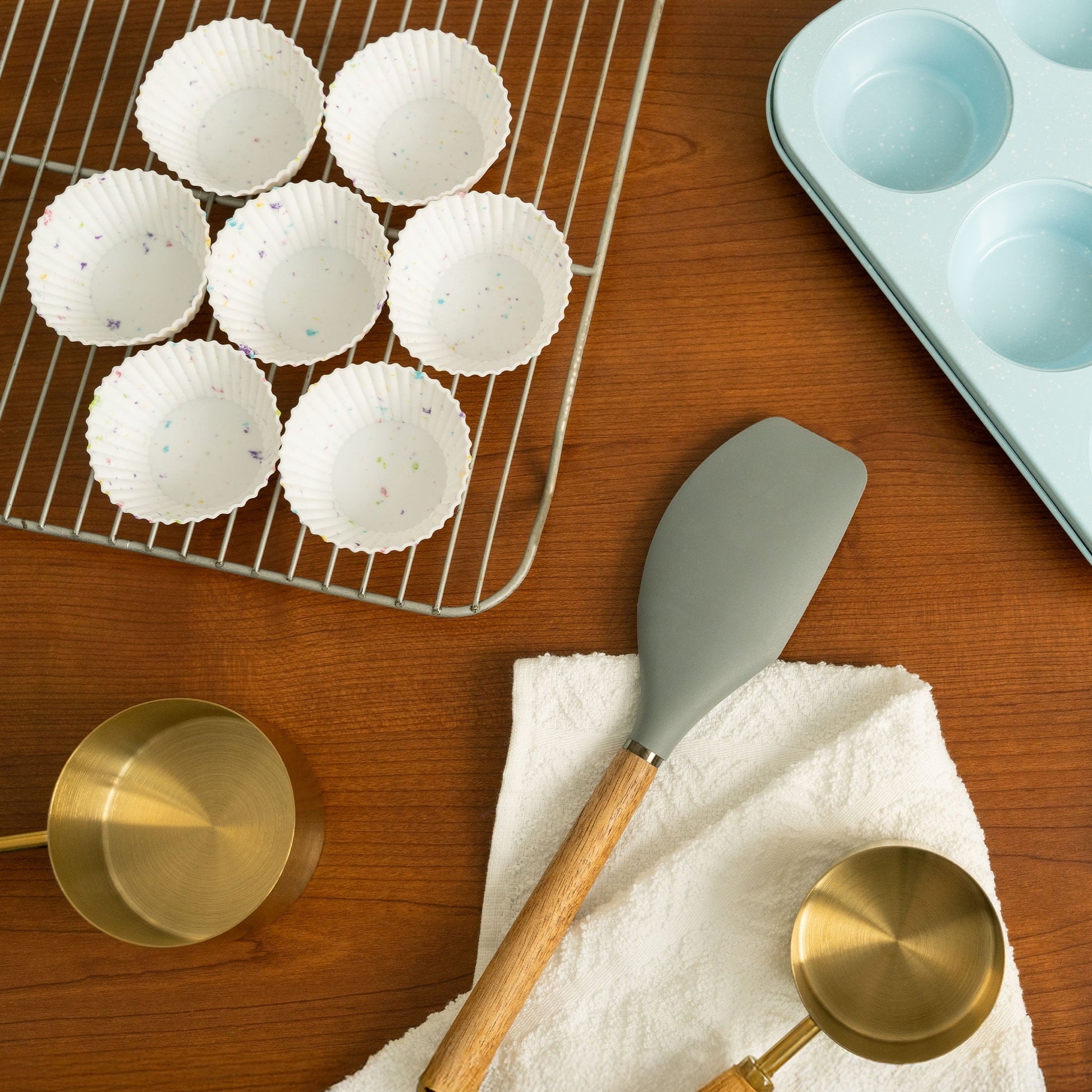 Ergonomic Manual Reusable Non-Stick Silicone Baking Cups (12 Pack) - Standard Size - Confetti - Kitchen Gadget Tool for Quick Food Prep Detail