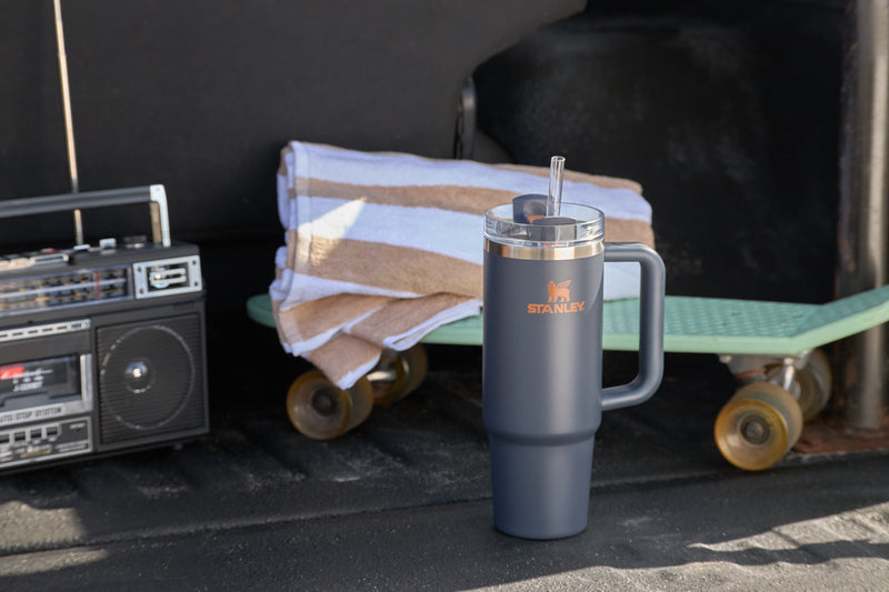 Splash-Resistant FlowState The Quencher H2.0 Flowstate Tumbler  | Stanley Create D332L - FlowState 3-Position Lid Insulated Travel Mug Detail